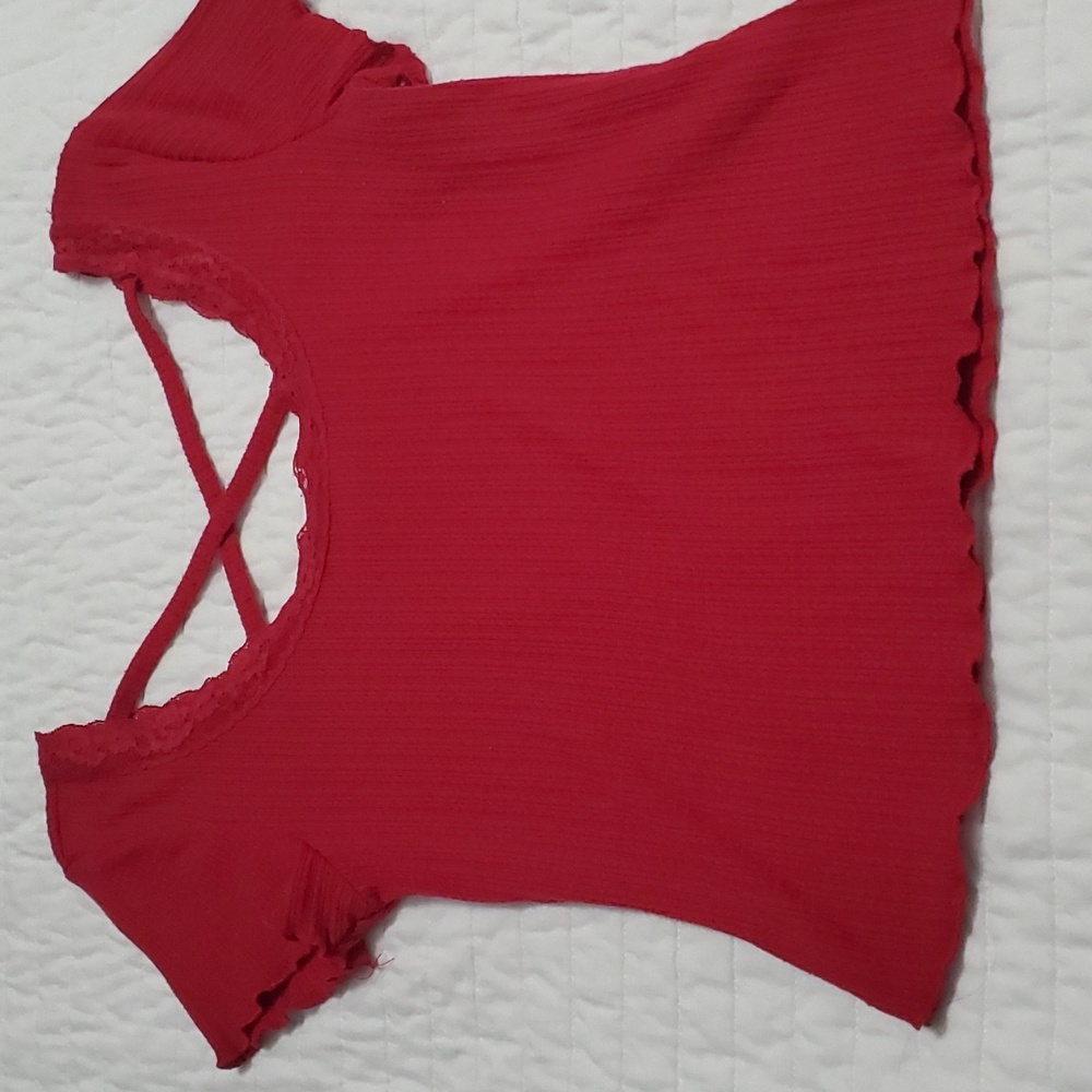 Red, crop top